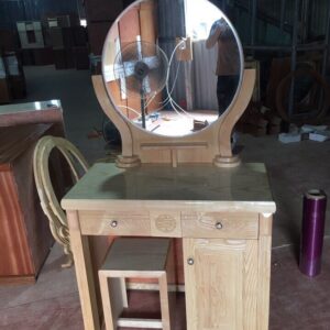 Bàn Phấn Trang Điểm Gương Cúp