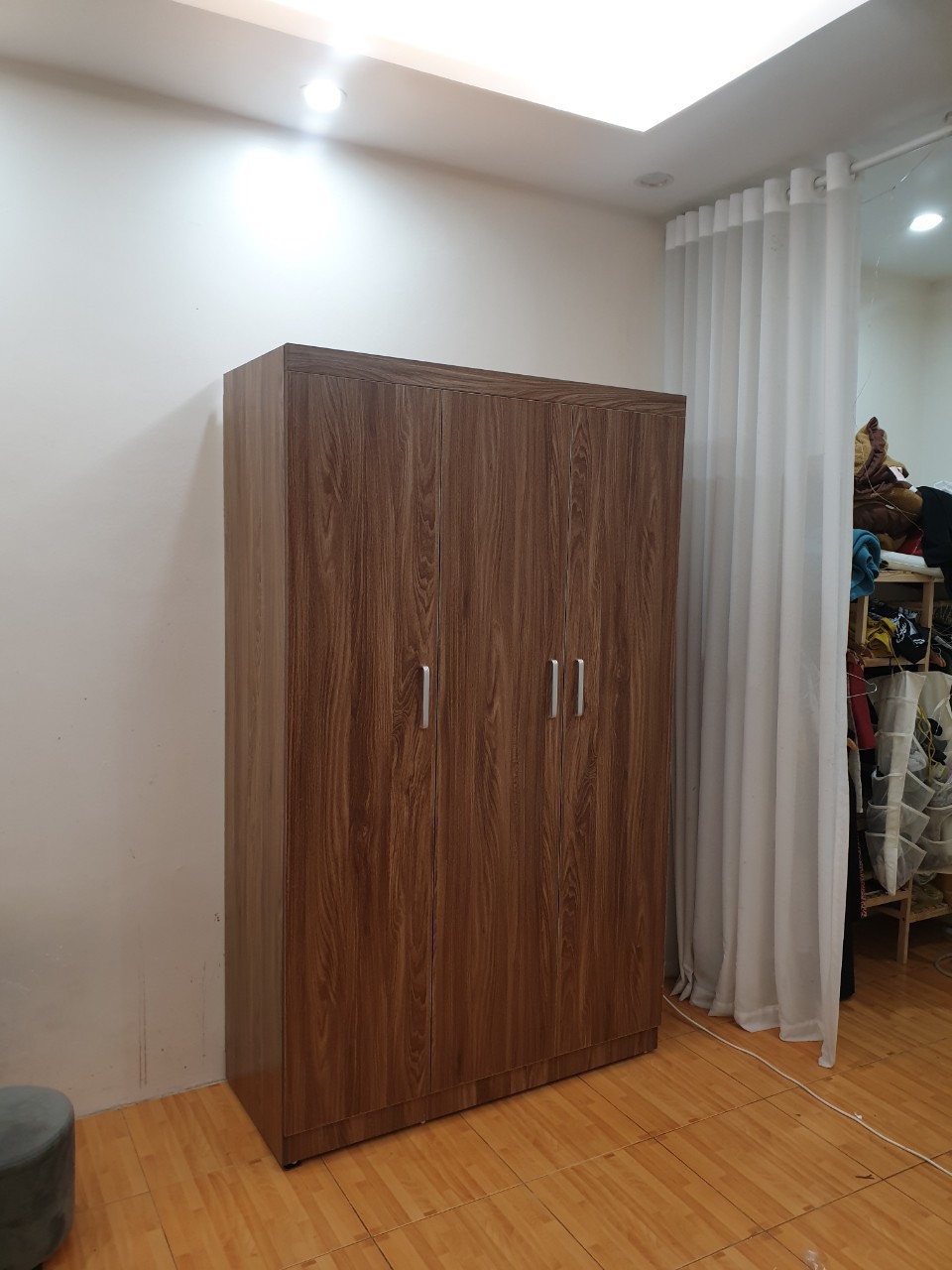 Tủ quần áo 3 cánh gỗ mdf kích thước rộng 1m2 x cao 2m giá 2,5 tr