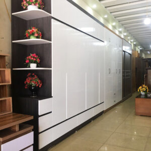Tủ quần áo hiện đại màu trắng